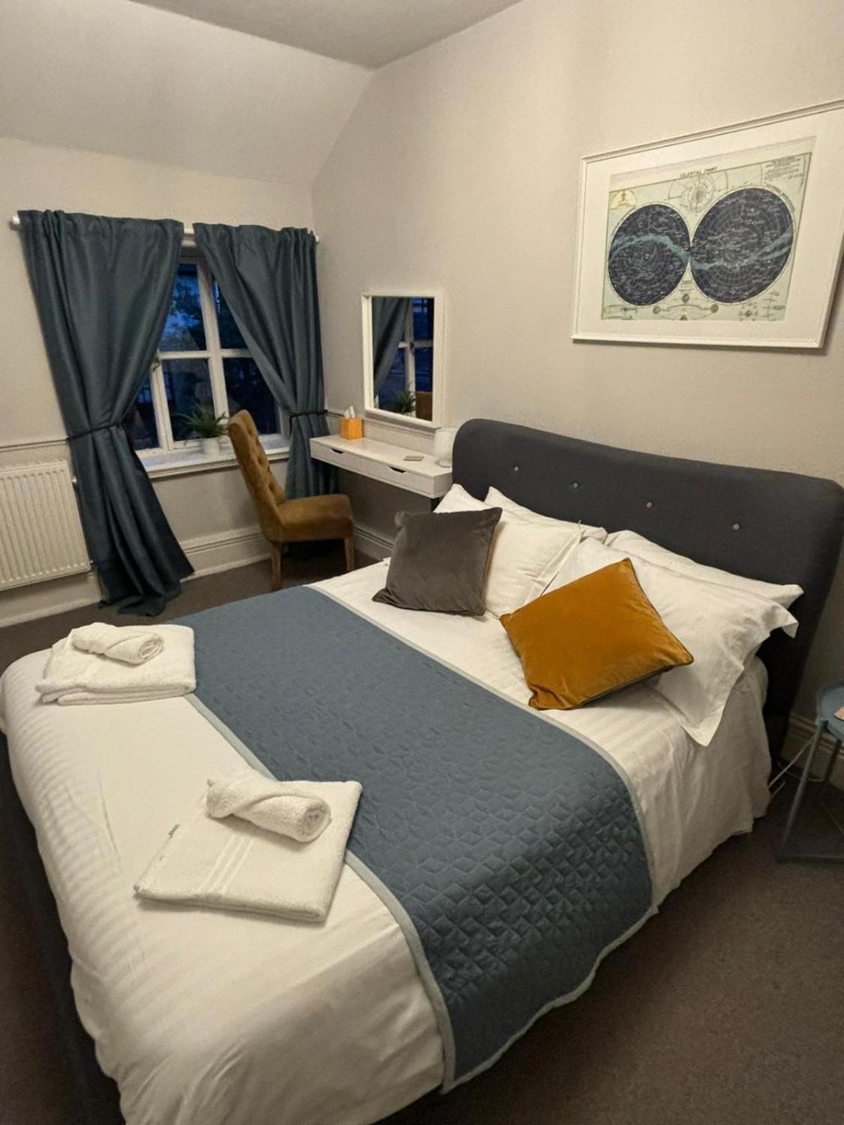 Kings Arms 4*