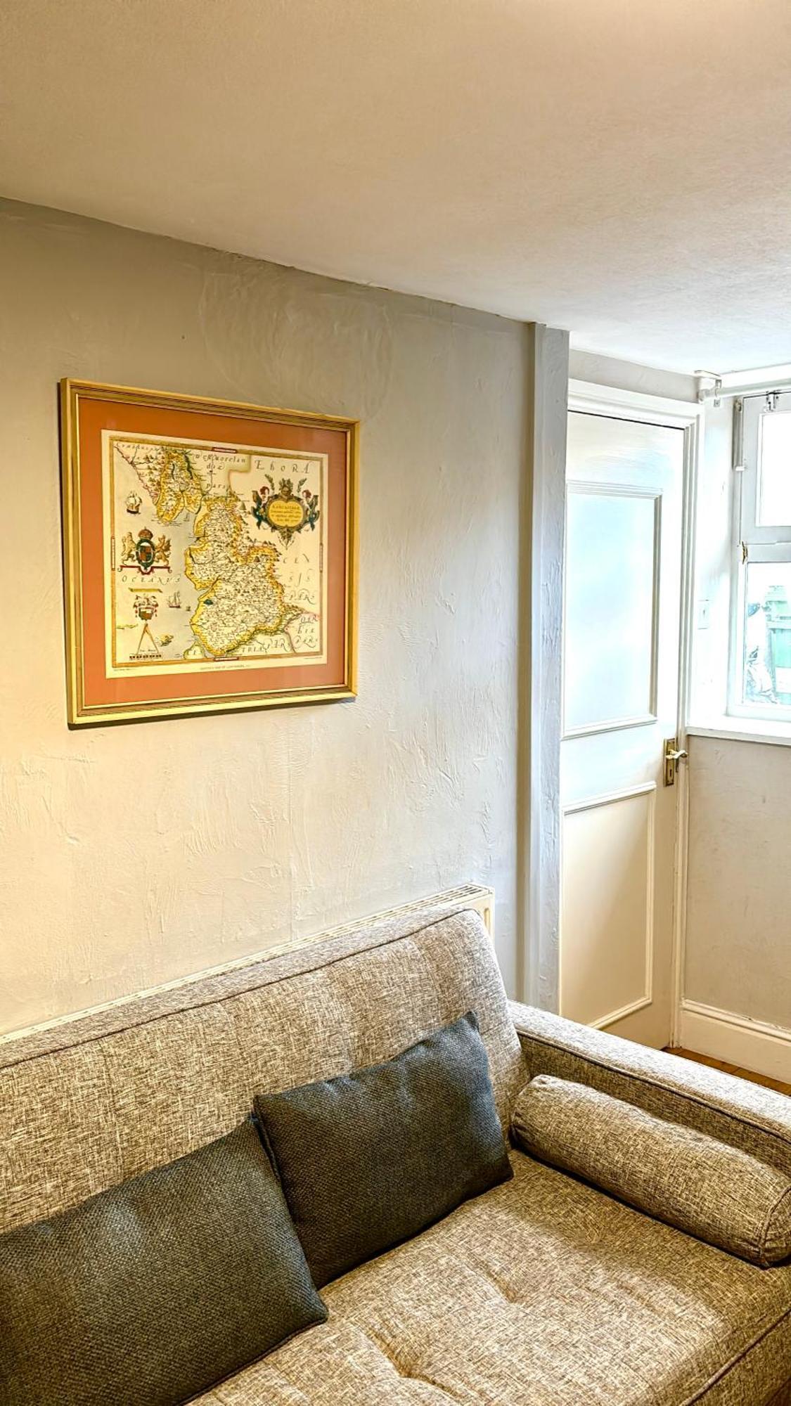 Hotel Kings Arms 4*